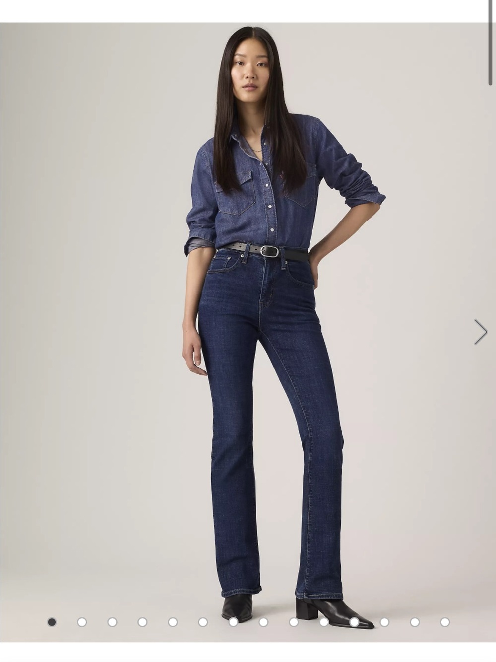 Levi’s 725 High Rise Bootcut Jeans